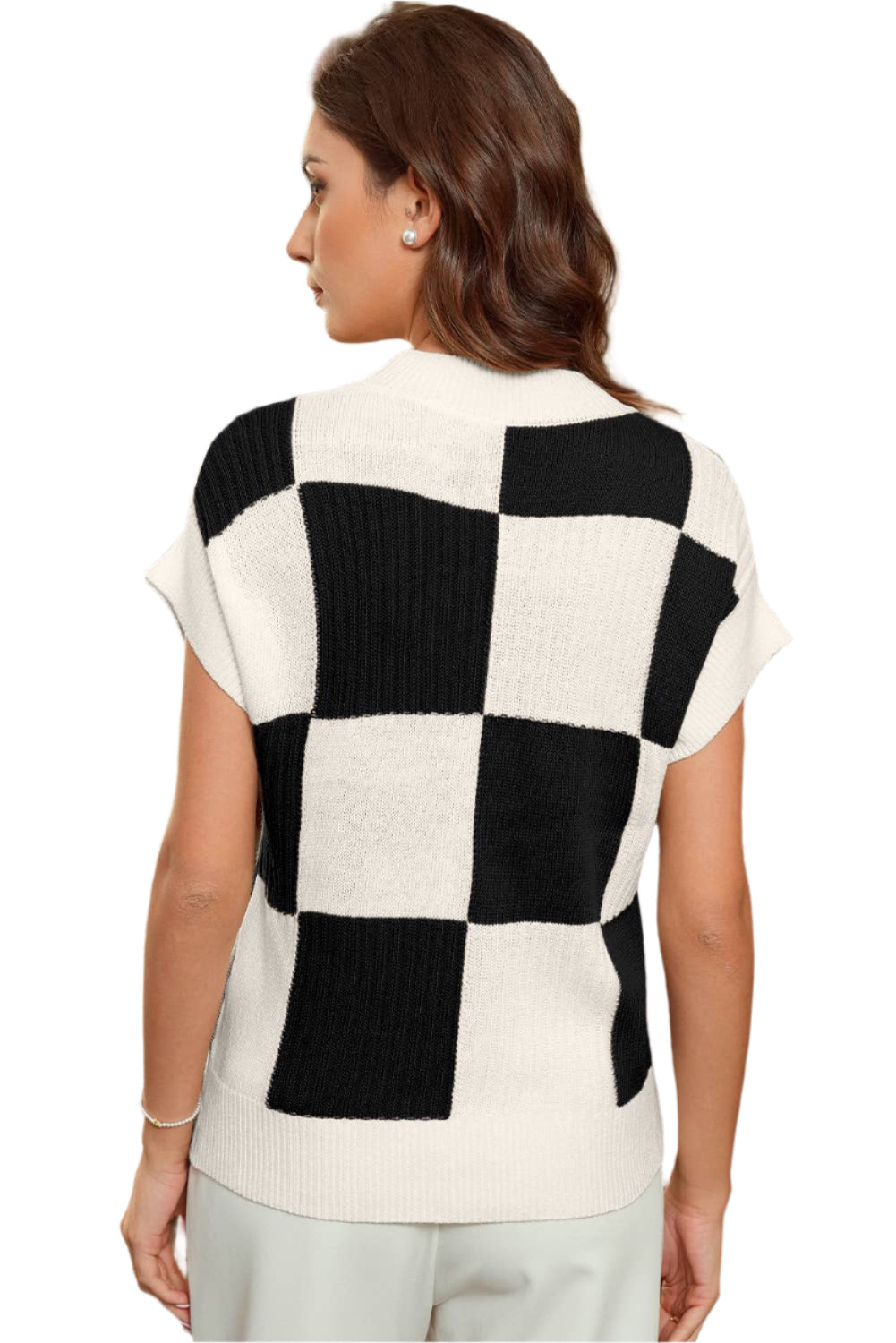 Checkered Short Sleeve Sweater - DeLana